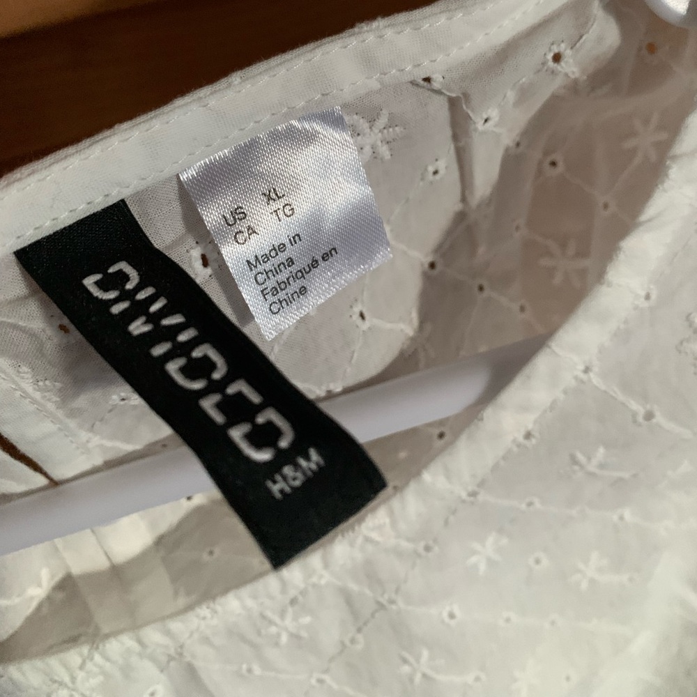Great condition summer top from Divided XL - Picture 6 of 6